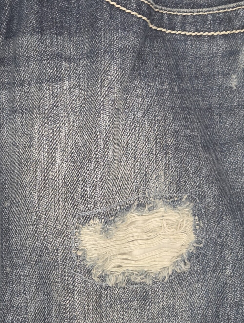 Rocawear Distressed Straight Fit Jeans - W40 - Picture 5 of 8